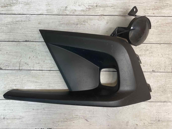 2022 HONDA CIVIC FRONT LEFT SIDE FOG DRIVING LIGHT TRIM BEZEL OEM 71191T20A1