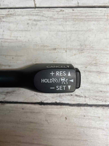 Interruptor de control de crucero Toyota CHR 2018 OEM 18A174