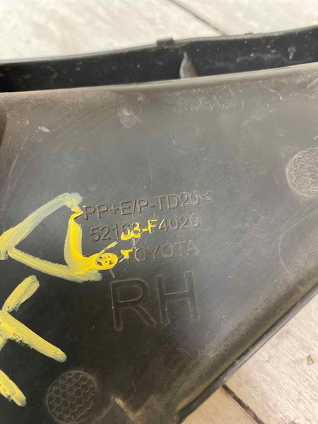 2021 TOYOTA CHR REAR BUMPER FILLER COMPLETE SET ASSY OEM 52163F4020 52164F4020