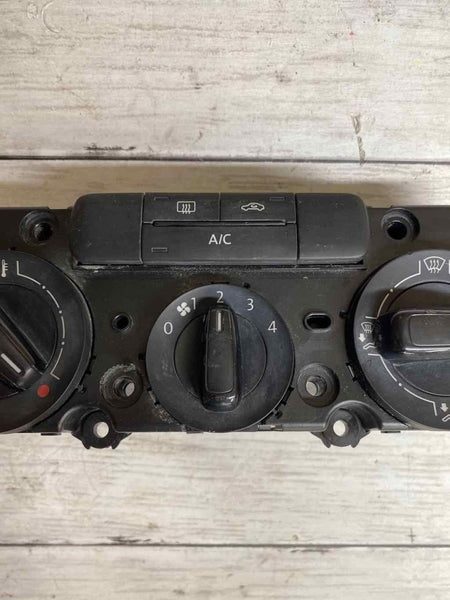 11 14 VOLKSWAGEN JETTA NO GLI HVAC AC AQUECEDOR PAINEL DE CONTROLE ASSY OEM 5C0820047BD