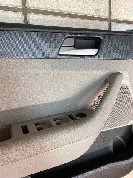 15 17 HYUNDAI SONATA FRONT LEFT INNER DOOR TRIM PANEL OEM GRAY 82305C2110TGG