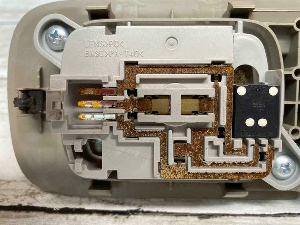 Moldura de ventilación de luz de techo trasera izquierda de segunda fila para Honda Odyssey 2011-2017 OEM 83226TK8A0