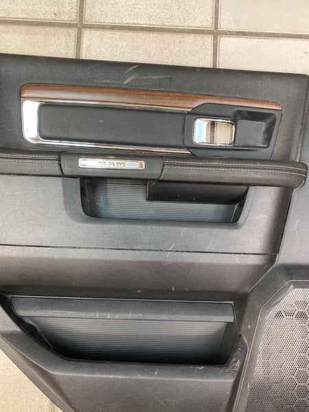 Moldura de panel de puerta de Dodge Ram 13 a 21, cabina doble, parte trasera izquierda, negra, OEM 1VE131X9AB