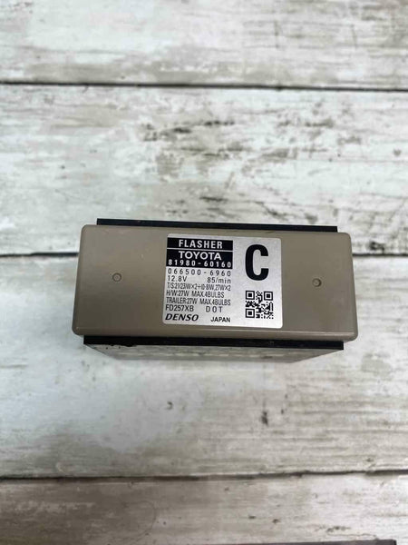 2016 TOYOTA 4RUNNER FLASHER RELAY CONTROL MODULE OEM 8198060160