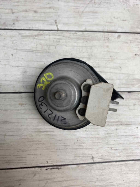 16 18 BMW 320I MODELO BASE BOCINA CONJUNTO DE TONO ALTO OEM 6033FB6338