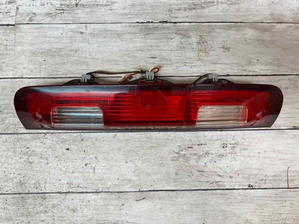 2014 DODGE RAM 1500 3RD BRAKE LIGHT AVOIDANCE LAMP ASSEMBLY OEM 55372082