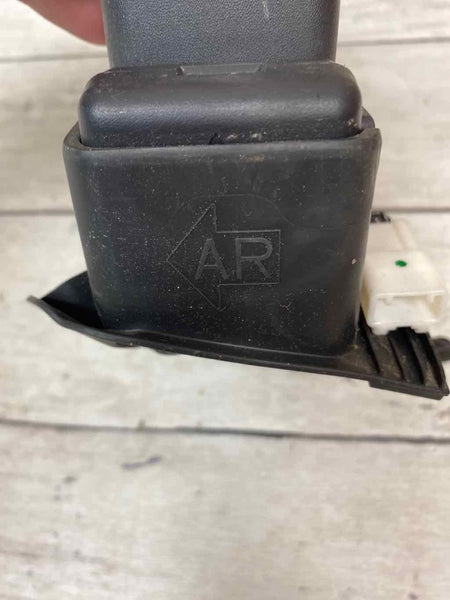 Hebilla del cinturón de seguridad trasero del Toyota Corolla 2021, conjunto central OEM