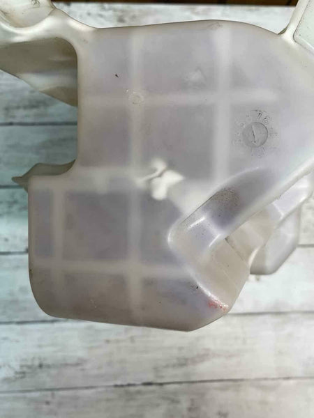 DEPÓSITO DEL TANQUE DEL LIMPIAPARABRISAS DEL LAVAPARABRISAS DE TOYOTA TUNDRA 2015 OEM