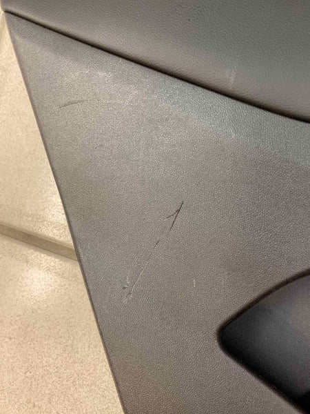 Moldura de panel de puerta trasera izquierda negra para Chevy Equinox (2018 a 2022) OEM 84441382