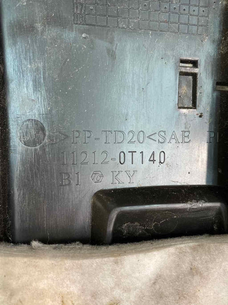 14 19 TOYOTA COROLLA 1.8L ENGINE COVER OEM 11212T140
