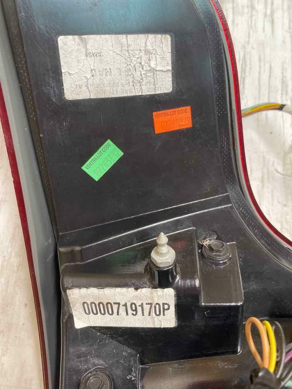 Faro trasero izquierdo del lado del conductor para Ford Explorer