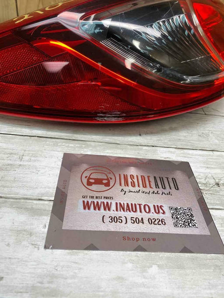 2013 2016 MAZDA CX5 LEFT DRIVER SIDE TAIL LIGHT ASSY OEM KD3351160D HAS SCRATCH