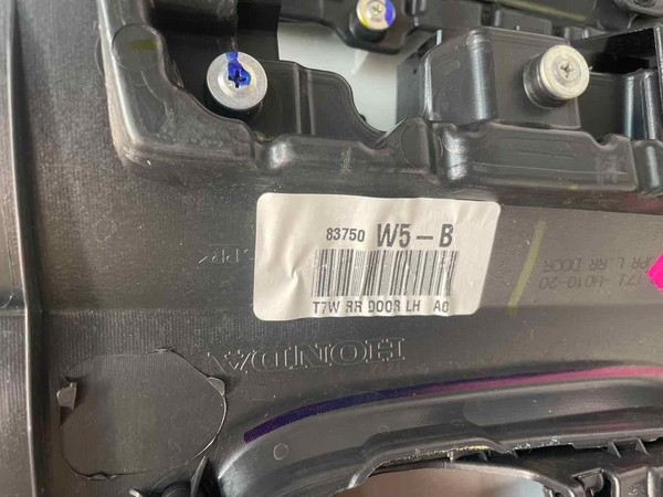 19 21 HONDA HRV LX REAR LEFT INNER DOOR TRIM PANEL GRAY OEM 83751THXA01ZD