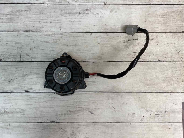 20 22 TOYOTA COROLLA SEDAN 1.8L ELECTRIC COOLING MOTOR ONLY OEM 1636337130