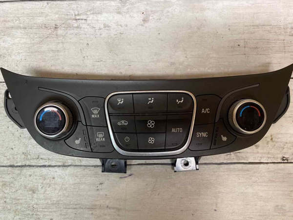 2018 CHEVY EQUINOX AC HVAC AQUECEDOR PAINEL DE CONTROLE ASSY OEM 84175394