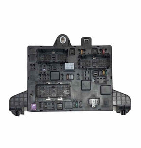 Caja de bloque de relé y fusibles de unión para Buick Verano 2017 OEM 23381890