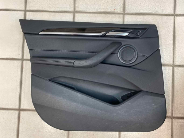 16 21 BMW X1 FRONT LEFT INNER DOOR TRIM PANEL OEM LEATHER BLACK 51417438069