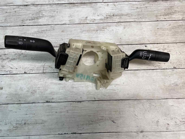 15 HYUNDAI VELOSTER HEADLIGHT & WIPER SWTICH W/O FOG & W/O AUTO LIGHTS 934002V8